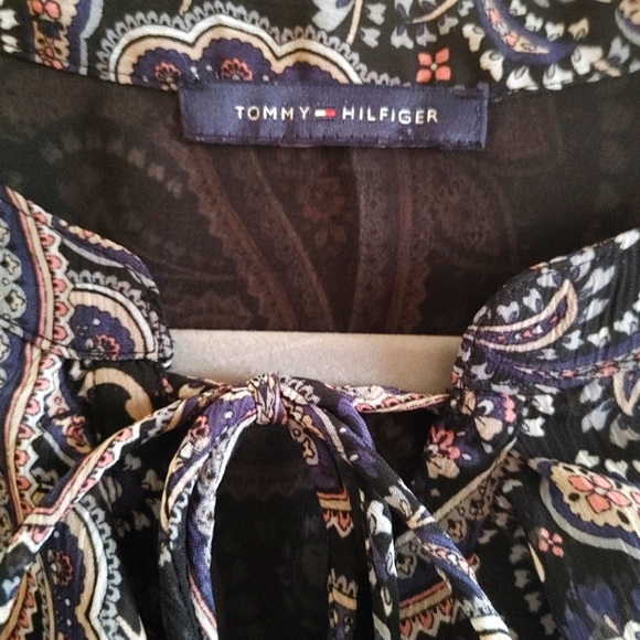 Tommy Hilfiger blouse Size L - Picture 3 of 5
